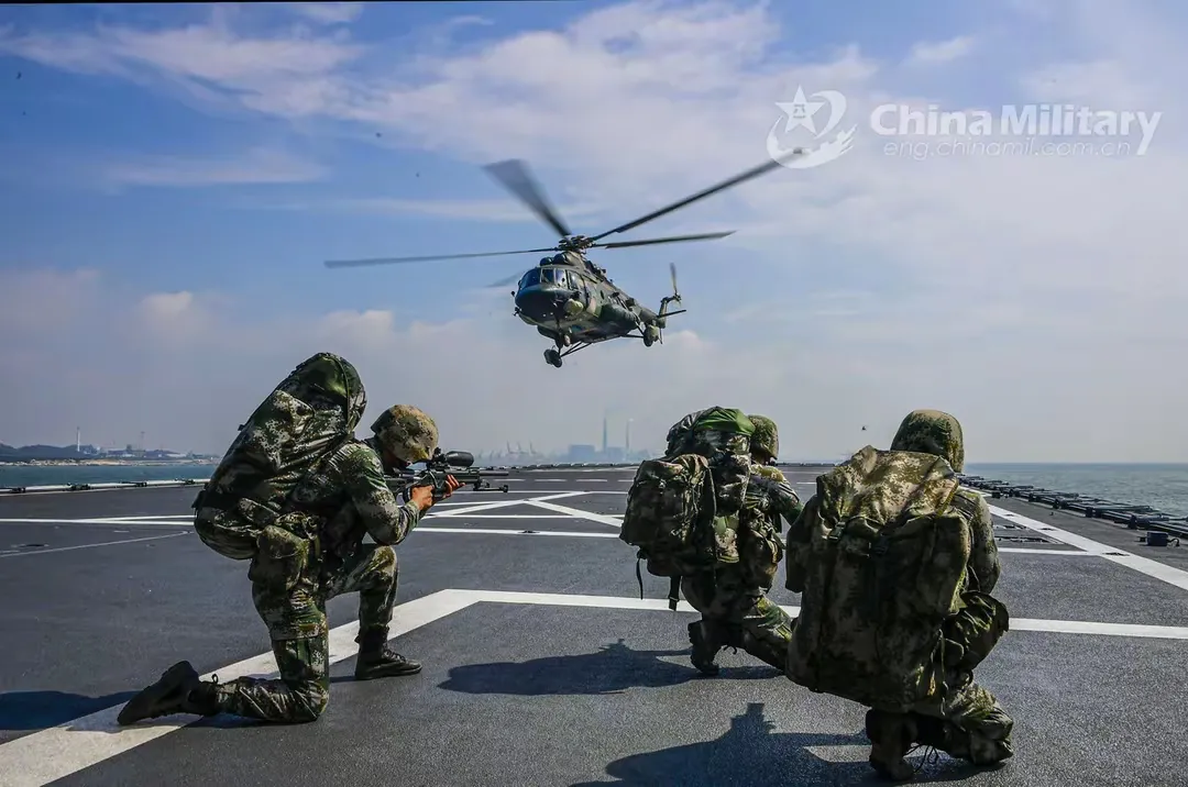 暗流下的扳机:谁将为台海"意外"按下第一枪?