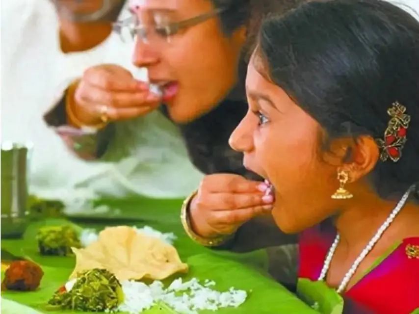 印度吃饭为什么用手抓