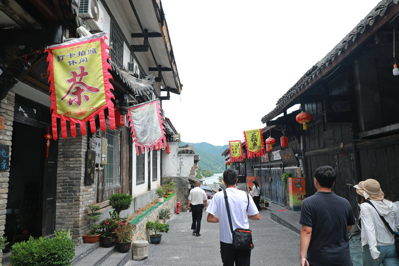 逛老街游后柳水乡,鬼谷岭,在石泉休闲度假好安逸