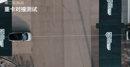 理想:直播撞卡车-有驾 理想:直播撞卡车-有驾
