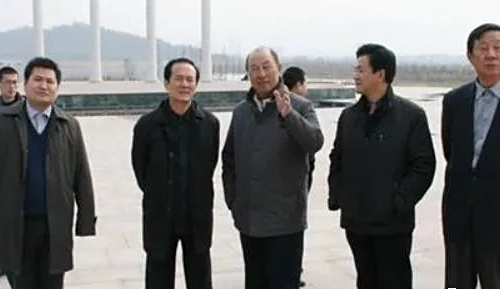 卢荣景同志的简历