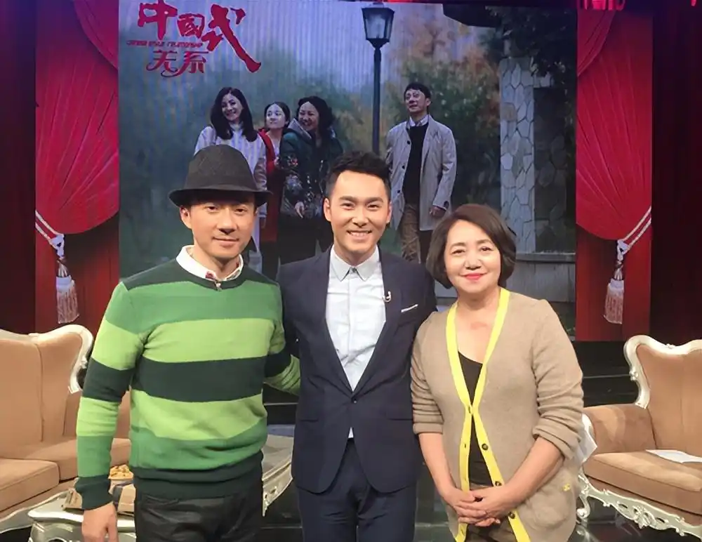 李野萍:出道多年从不与弟弟李幼斌同台,和丈夫相濡以沫相互陪伴