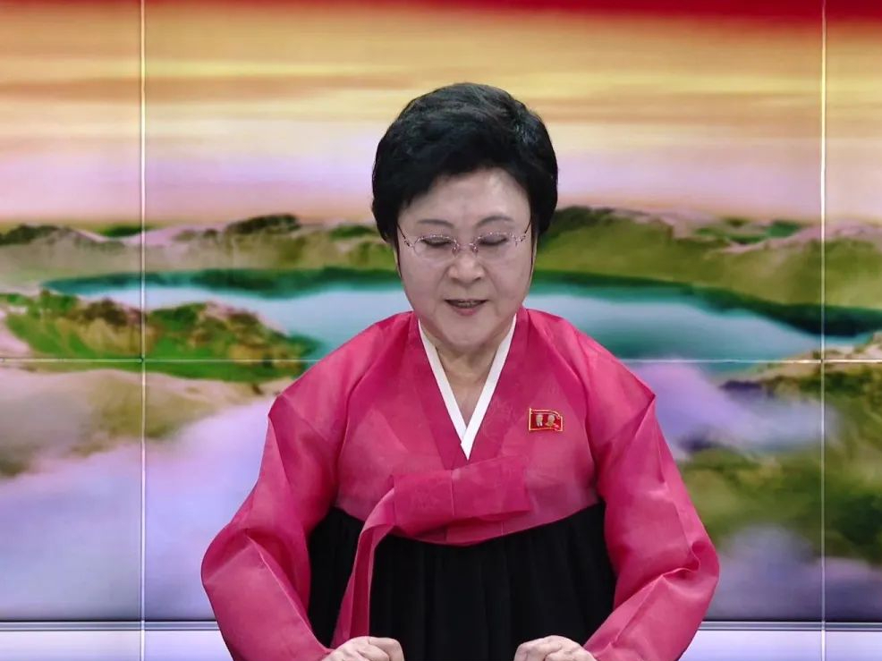 朝鲜国宝级播音员李春姬,声音洪亮超过火箭炮,用声音让美韩胆寒