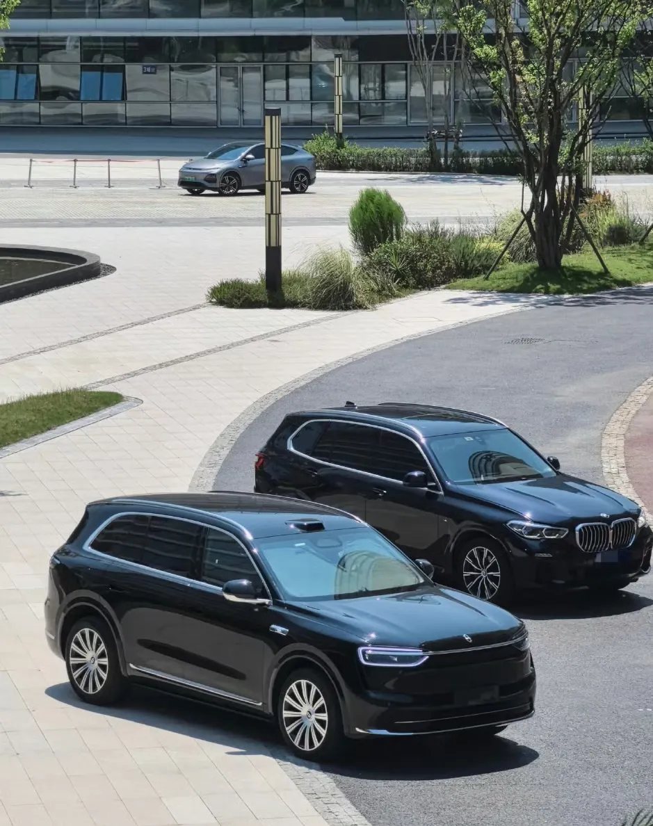 国产轿车70万以下车型