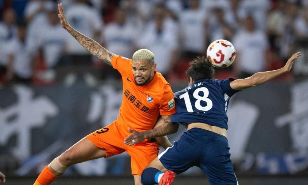 关于中超云南玉昆2-1武汉三镇罗竞破门韩子龙替补建功的信息