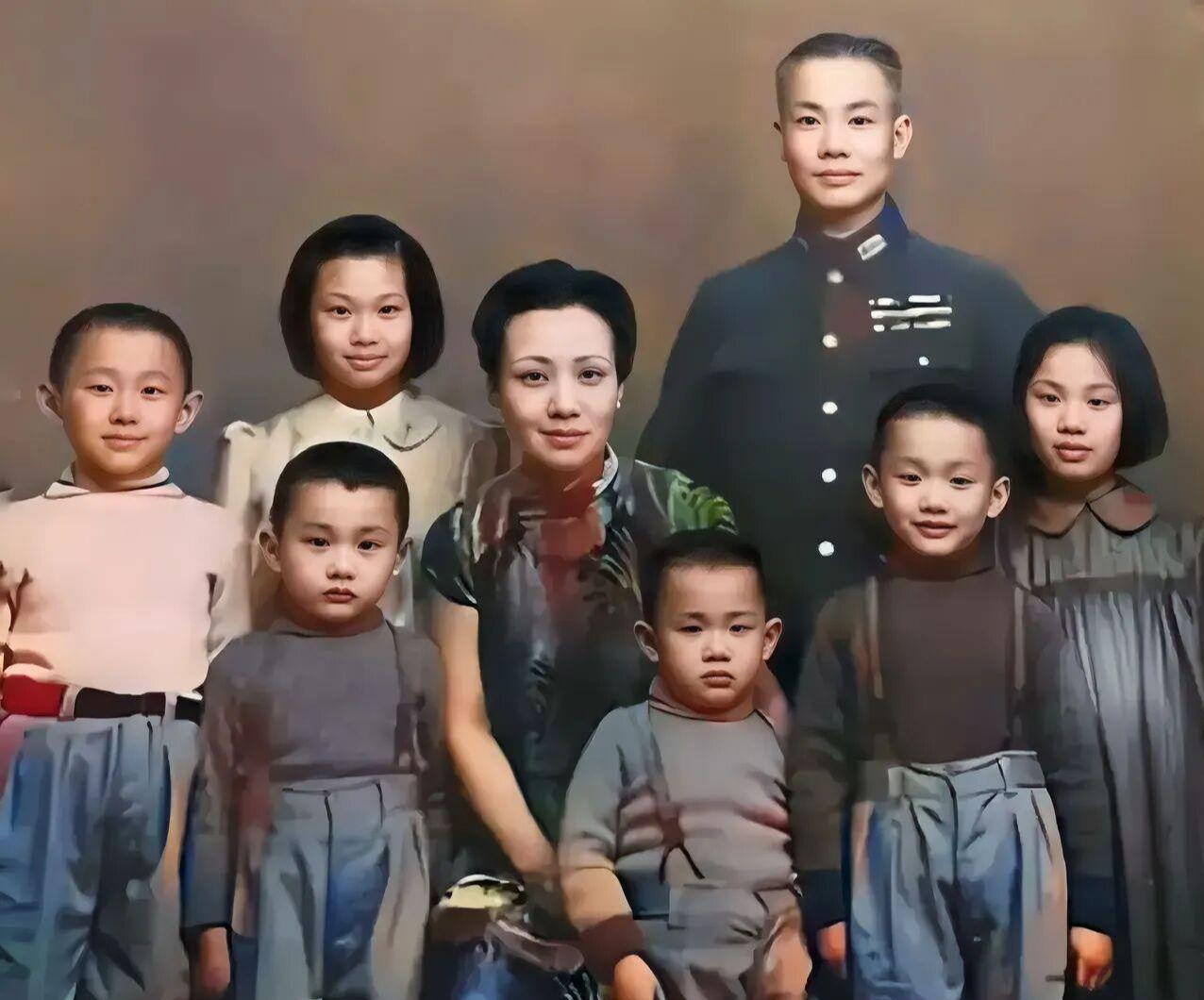 陈诚妻子谭祥有多美?1932年的结婚照,那年她26岁气质非凡