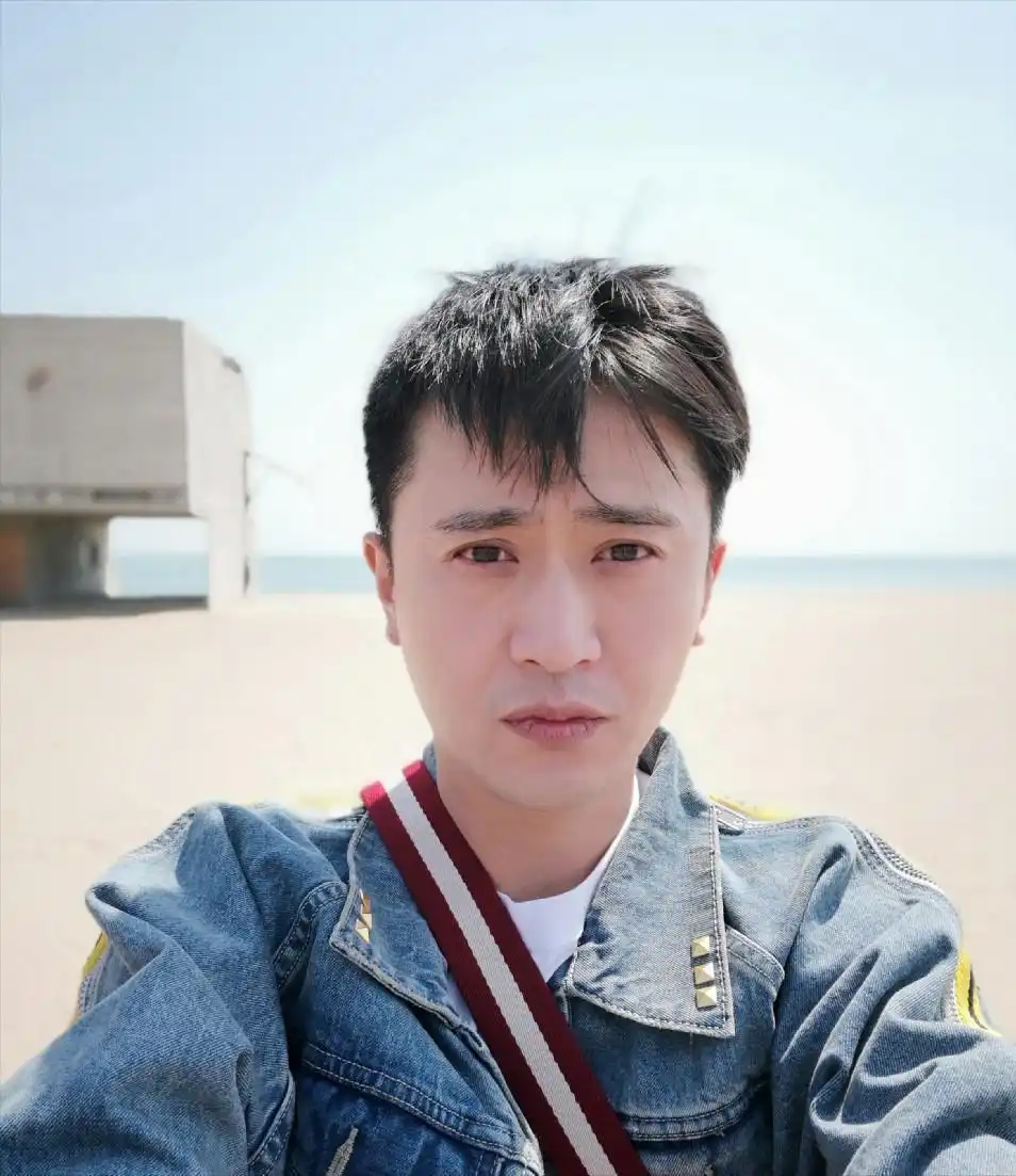 央视著名主持人杨帆:放弃张蕾,娶普通人为妻,女儿是贴心小棉袄