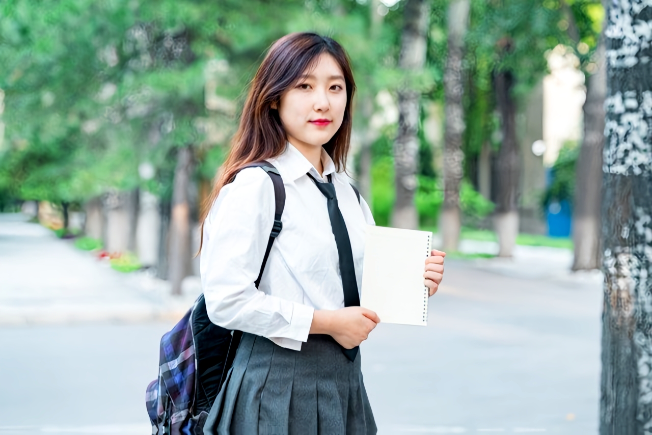 真实案件:黑龙江桦南县一孕妇假装摔倒,为丈夫猎艳美女大学生