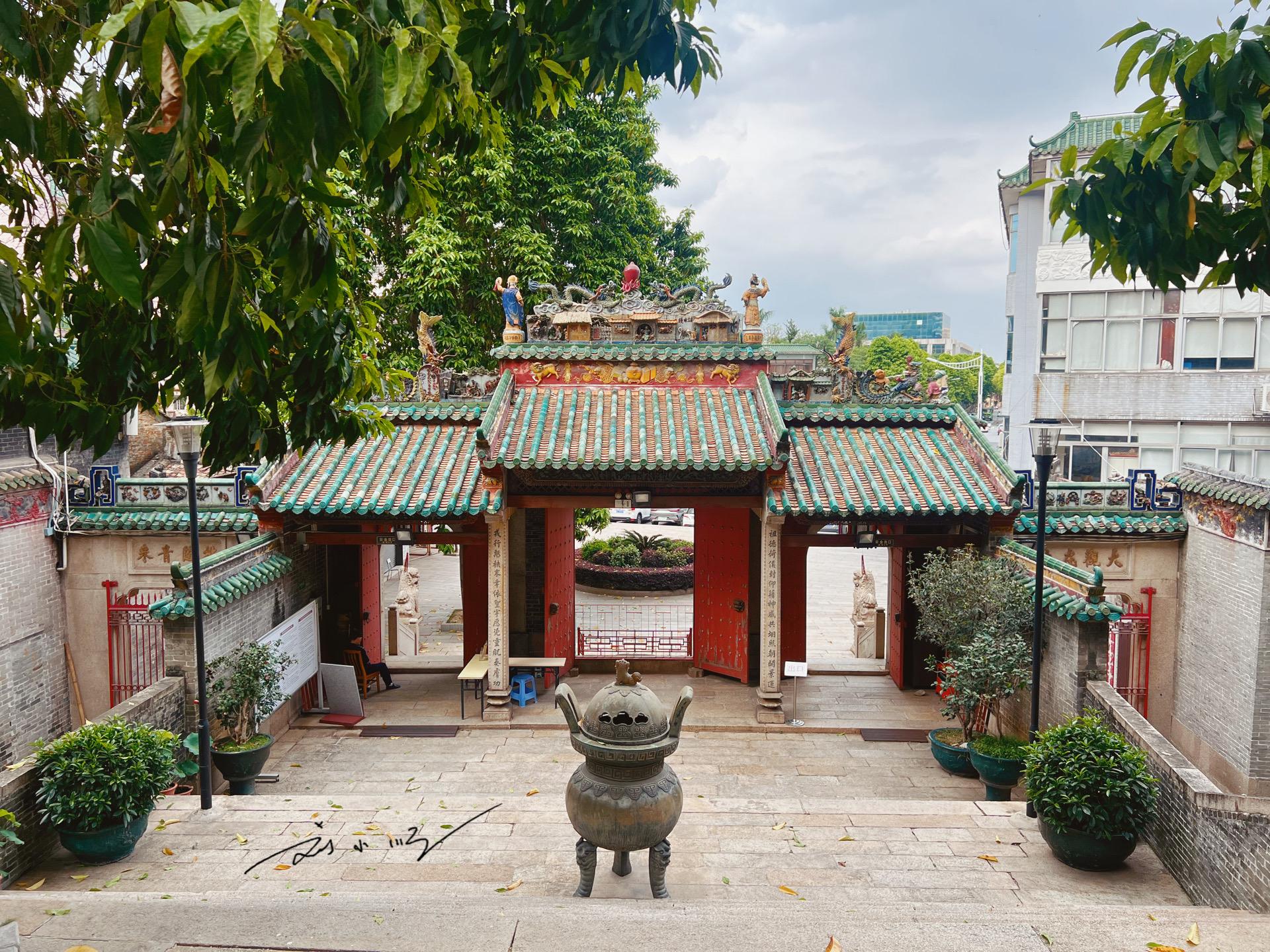 "世界美食之都"中,中国现在占有6座,分别是四川成都,广东顺德,澳门