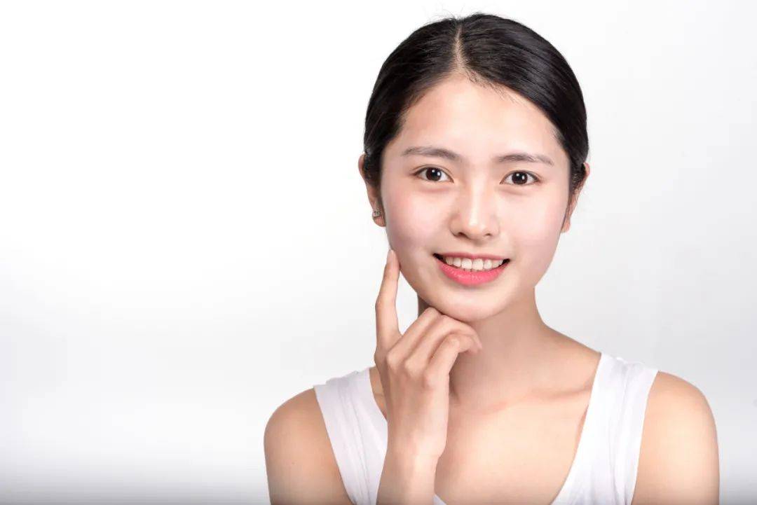 人活多久,看脸就知道?寿命长的人,脸一般有这5个特征