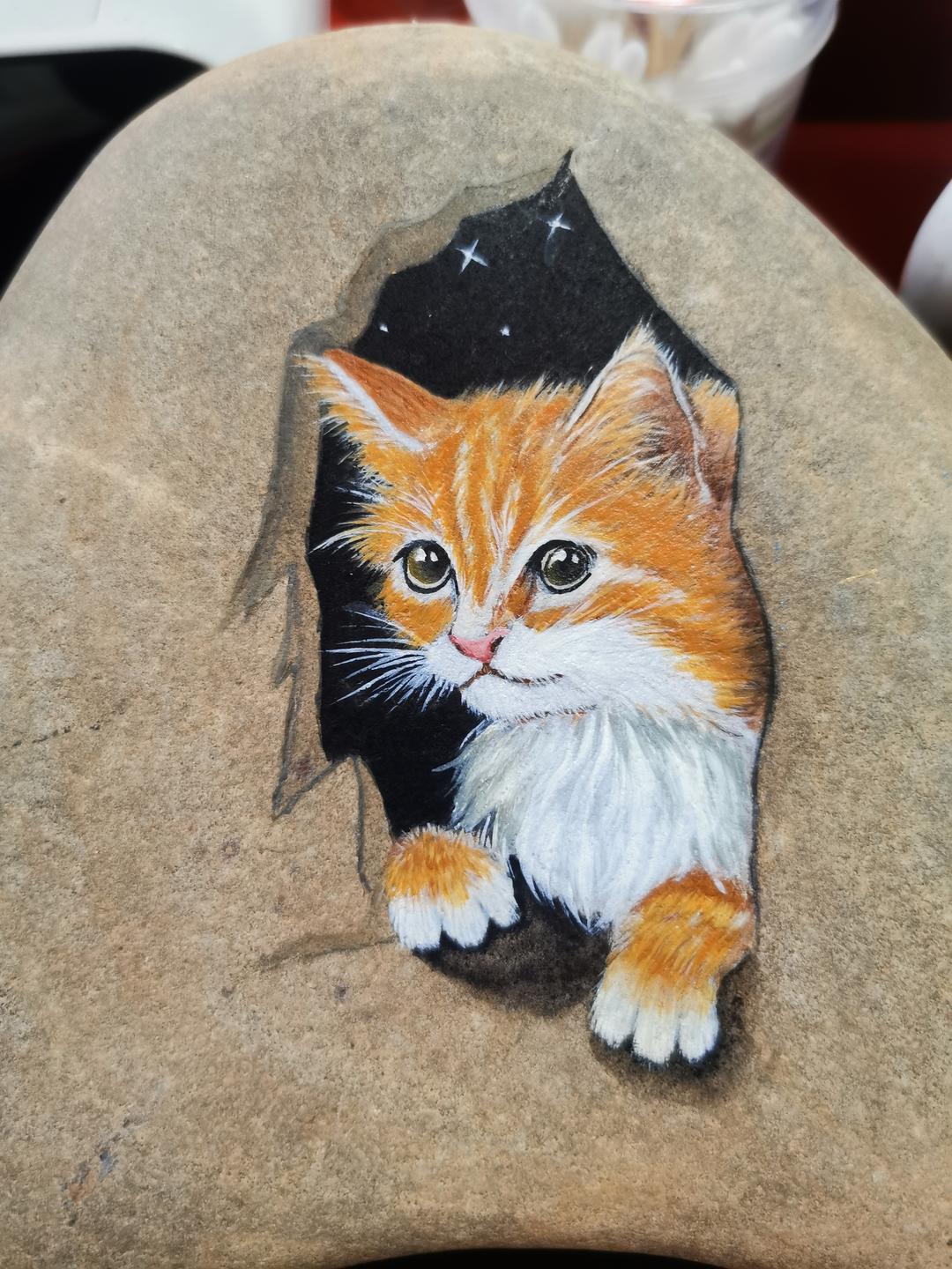 —记"河南石头画第一人"宜阳籍画家闫宣利