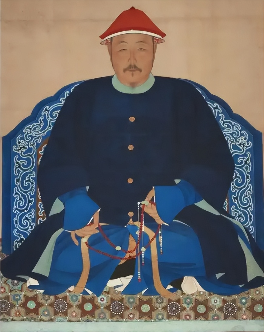 汗之尊,掌控着 40 万铁骑,实力本就不容小觑,却还是被皇太极逼到青海