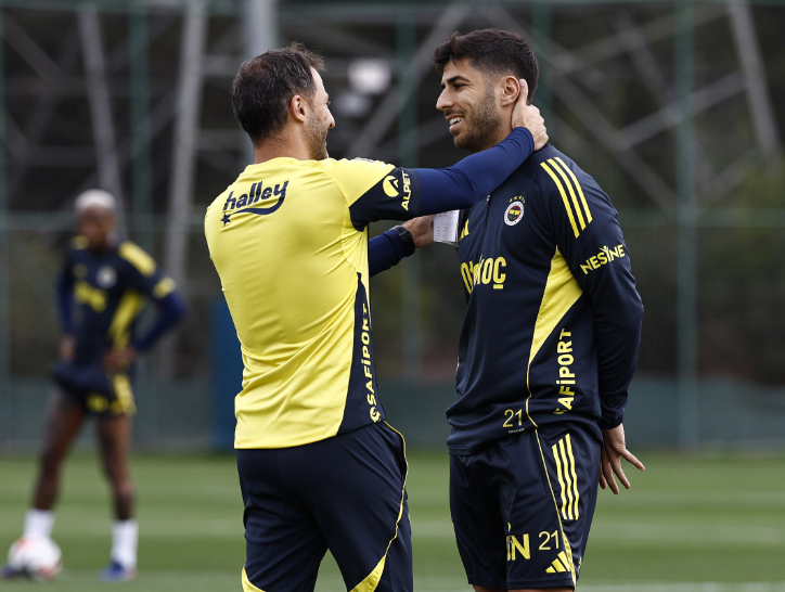 关于曝费内巴切有意阿尔瓦雷斯包含买断条款的信息  第2张