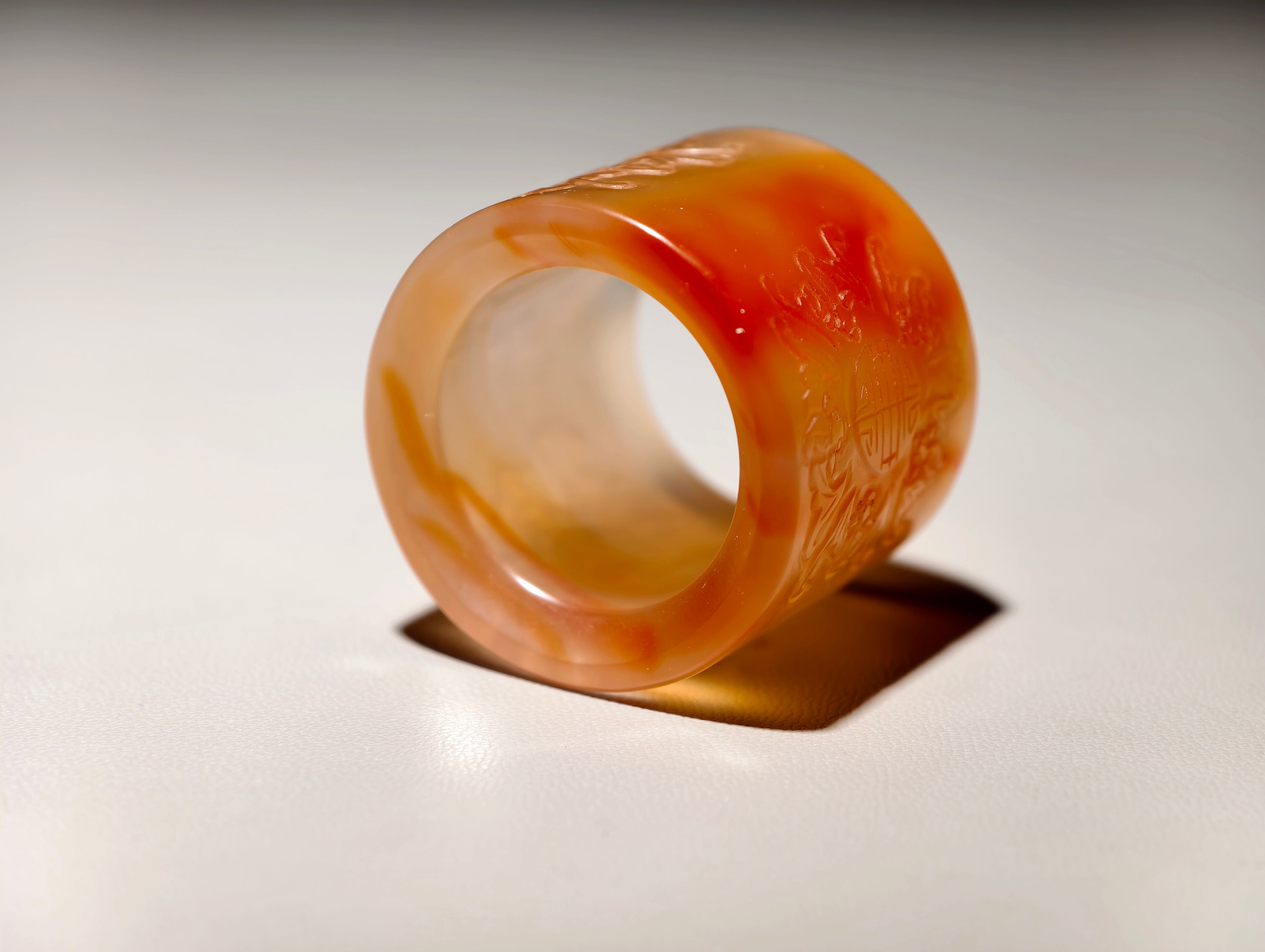 清代老玛瑙扳指,工艺之精与文化寓意于一身的典藏佳品