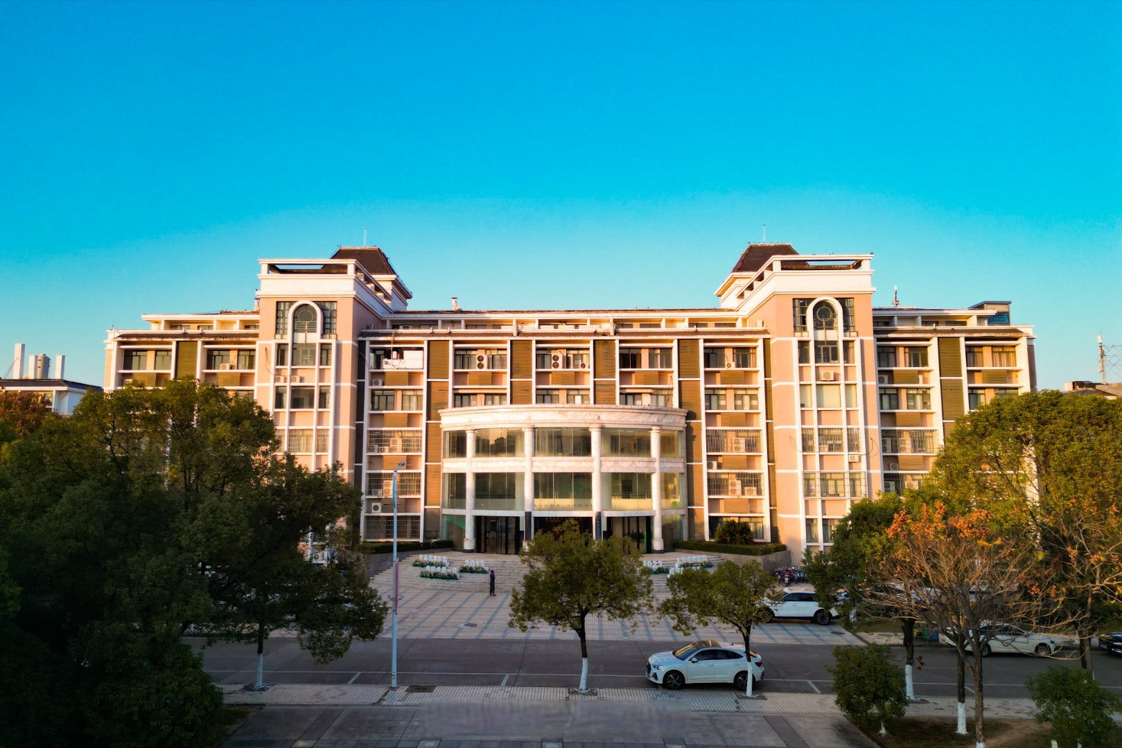 江西这所211大学,录取分数不高,在外名气也不高,但在当地很吃香