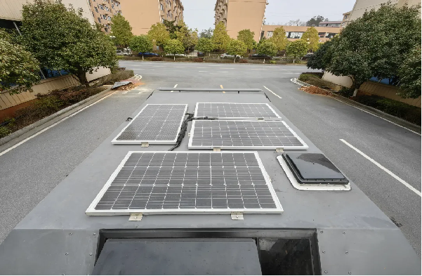 霞客乐大道“机甲牛”，真正的穿越房车-19.jpg