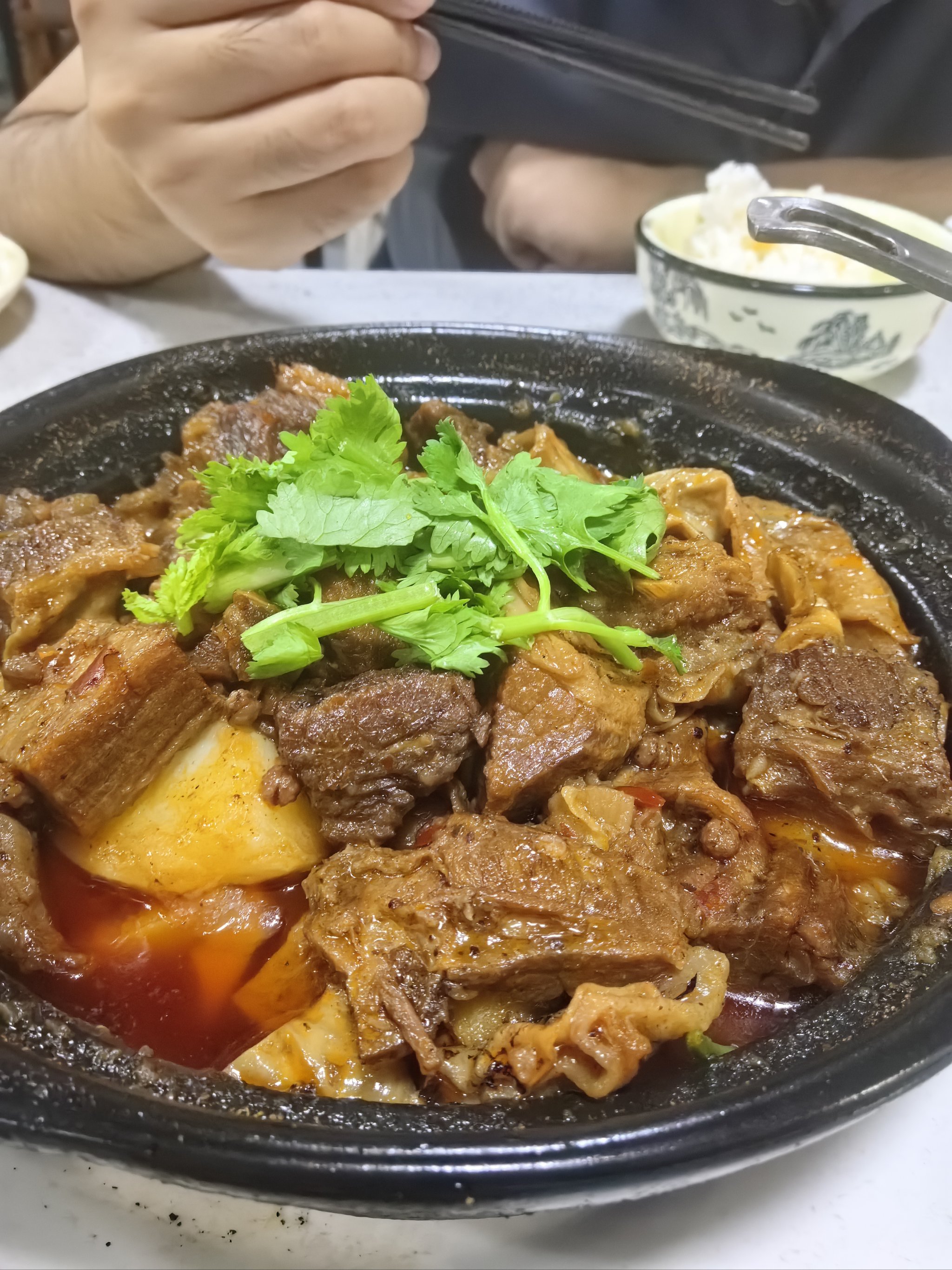 4道"砂锅"下饭菜,给家人安排上,热乎乎的简单好做,大人小孩都爱吃