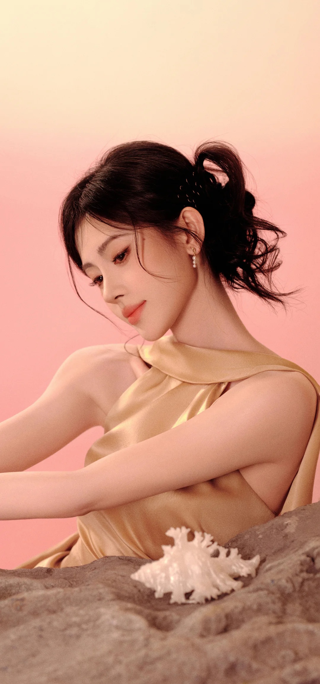 鞠婧祎这张写真一曝光,瞬间就吸引了众人的目光