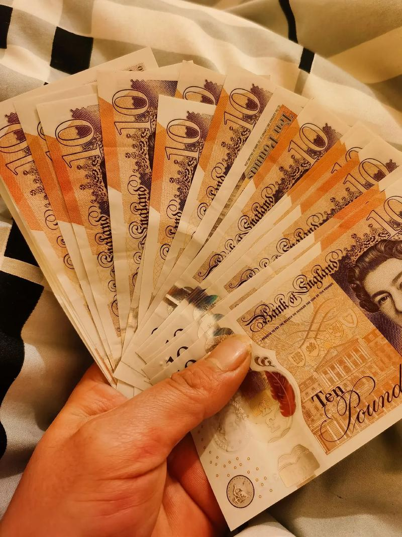 英国金本位与中国古代"上币"制度有何共通点?