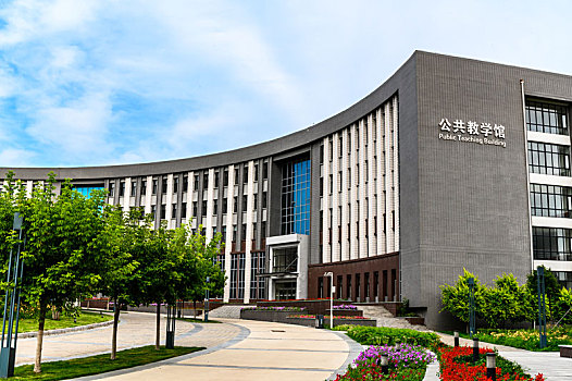 2026年吉林建筑大学成人高考专升本