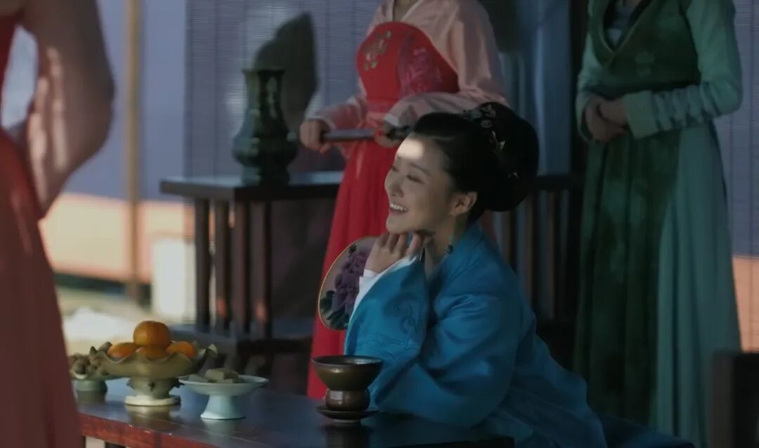 《知否》马球场细节杀:荣飞燕的一句咒骂,早已注定她的惨死结局