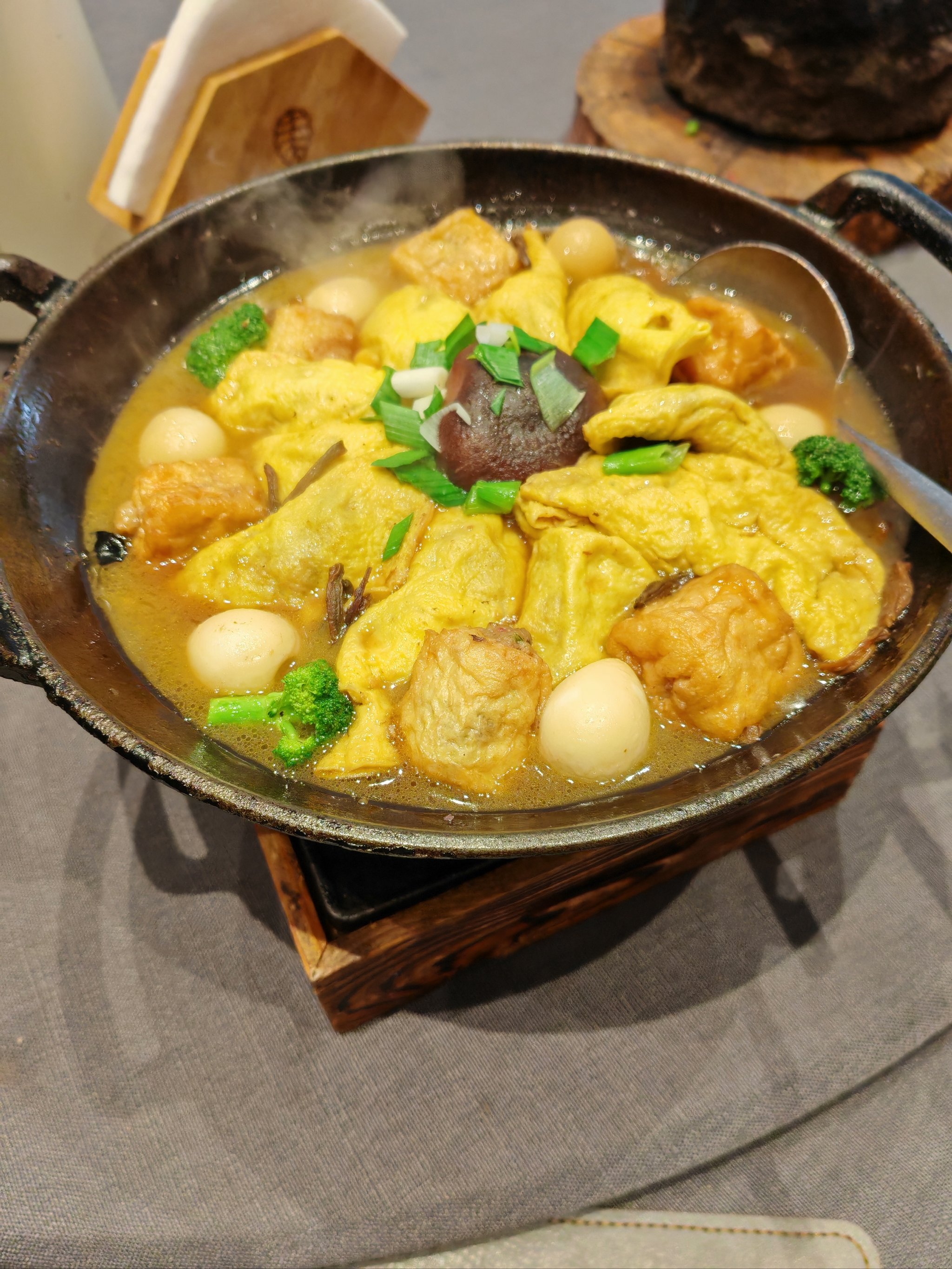 徽菜特色菜排行榜前十名大公开从臭鳜鱼到无为板鸭你吃过几道?
