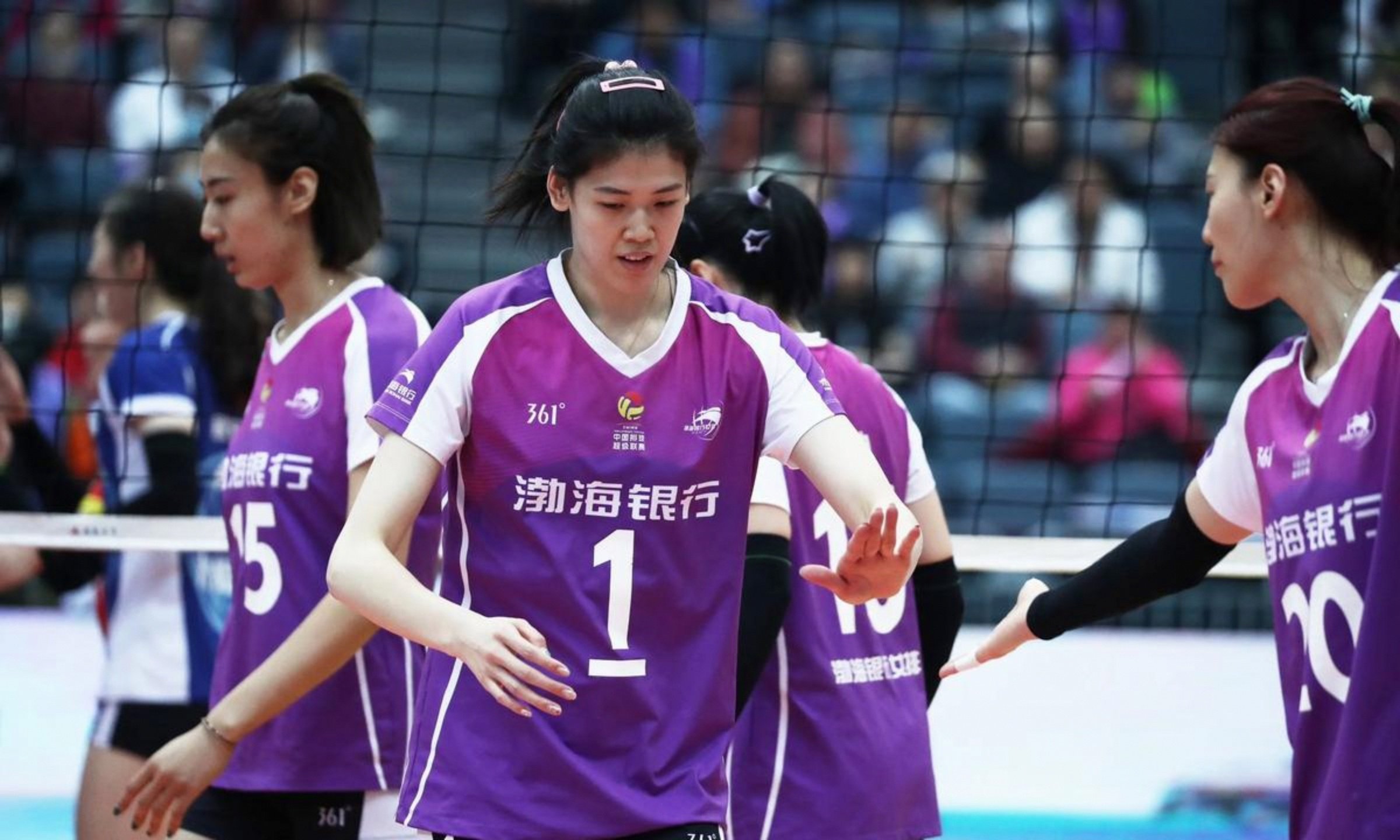 并非软弱,李盈莹为何在比赛中大哭?原因找到,王媛媛安慰见成效