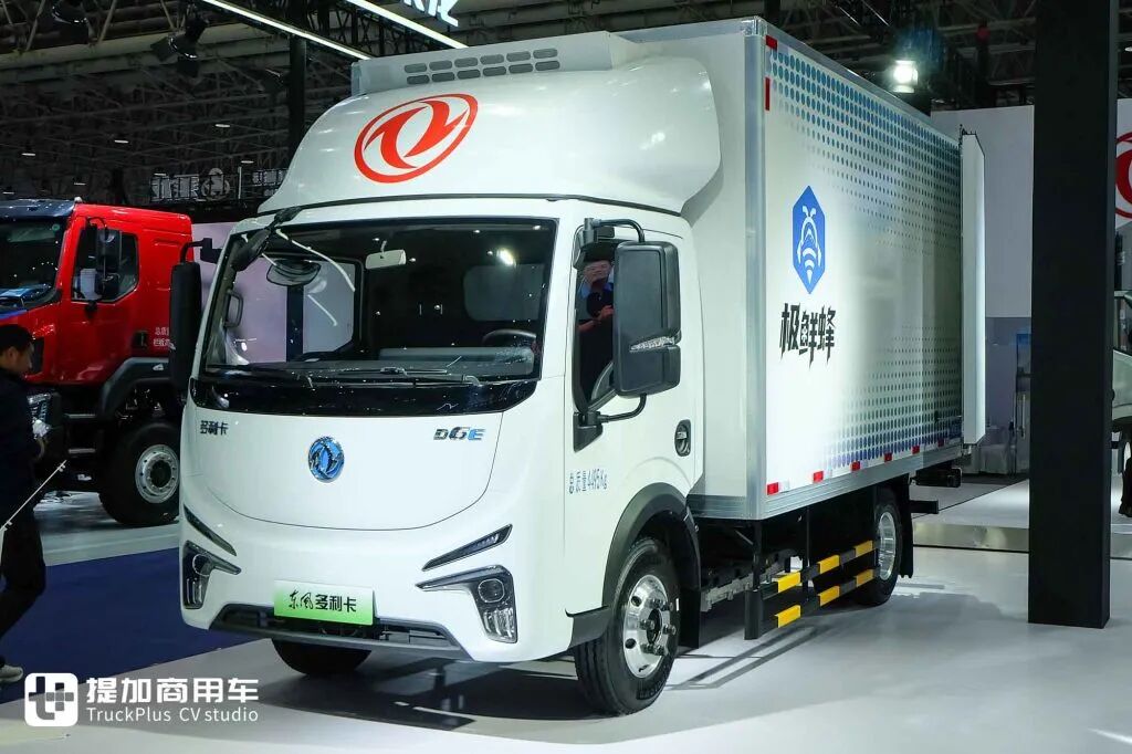 2025武汉车展|“乾坤”高端品牌亮相!纯电产品矩阵给力,带您看东风轻型车展品