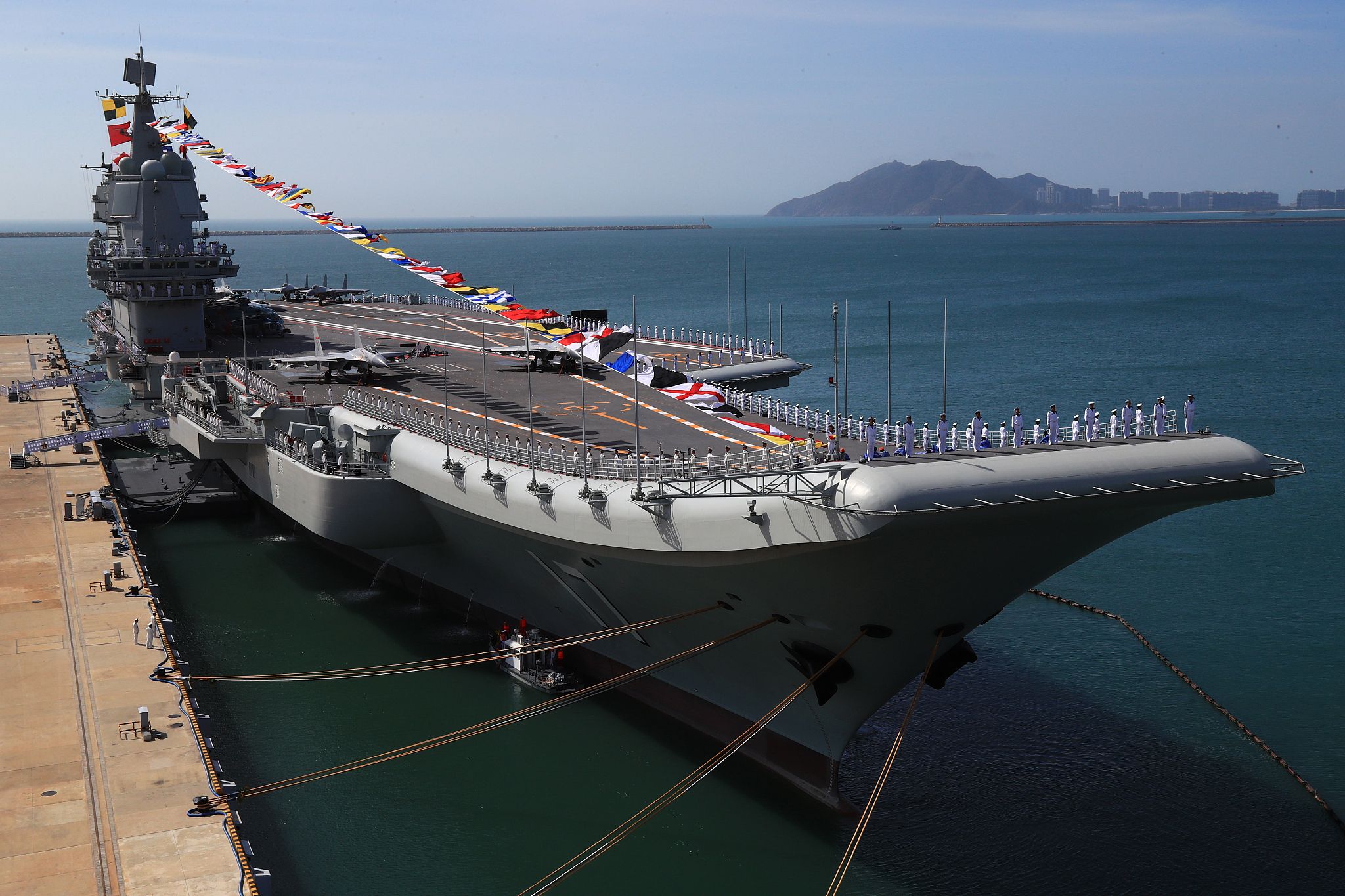 美俄法英全掉坑!马伟明藏高招,带中国电磁弹射绕开所有雷