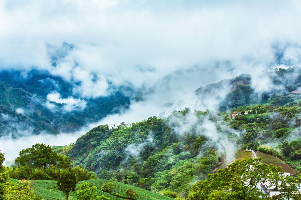 甚至还诞生了高山族,这些山是咋来的?