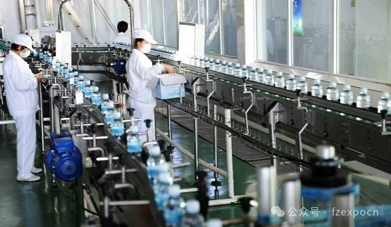 图片关键词 瓶装水生产线设备