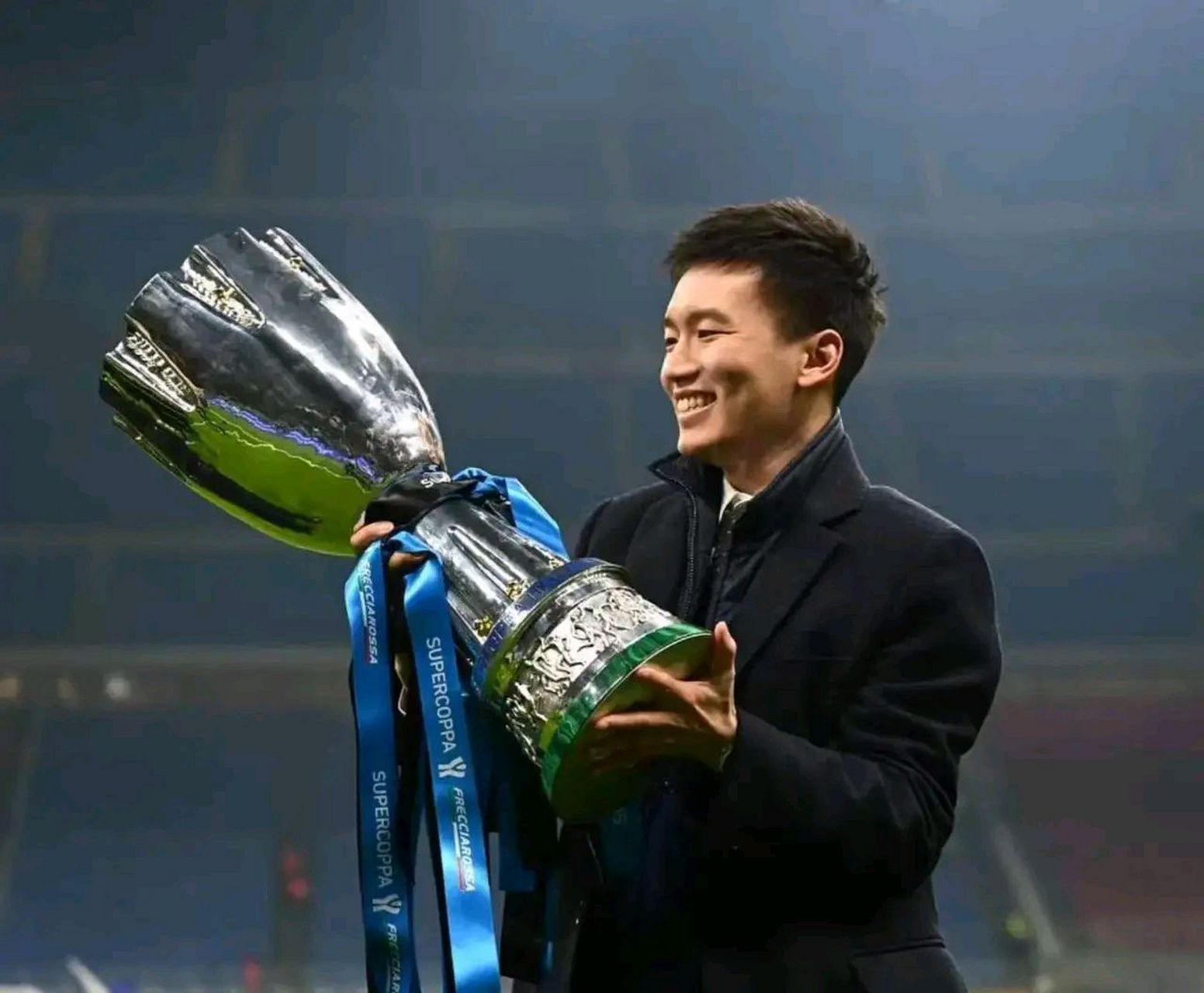 苏宁太子张康阳,开着三台5000多万的超级跑车,戴着快过亿的名表,却欠