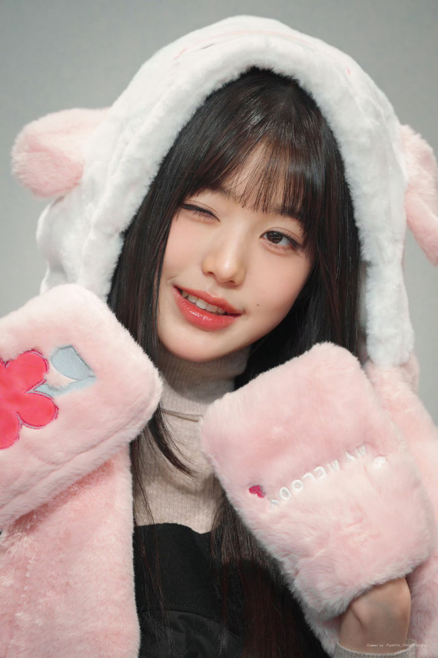 张元英高清怼脸 突然就get到了那句长得太可爱是会被吃掉的