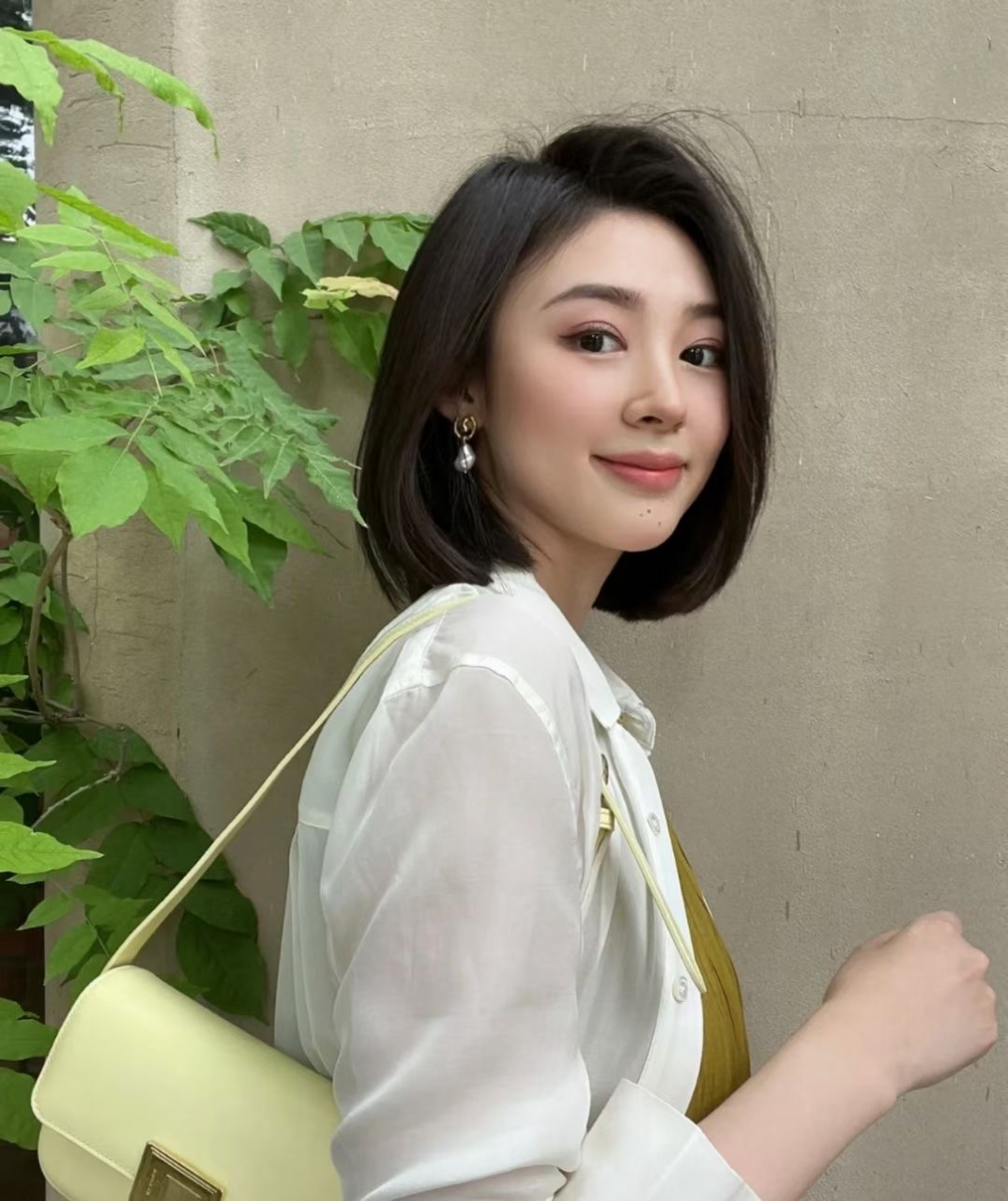 颅顶增高烫67#质感沙金棕色 颜色看饱和度 质感看光泽度 我们不必