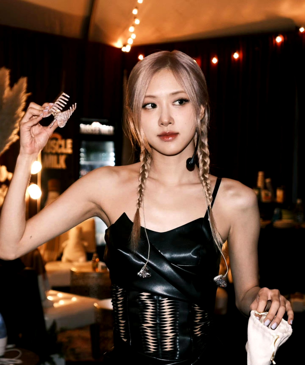 绑麻花辫的朴彩英好看哎[欧耶][欧耶]  #动态优创月# #朴彩英# #动态