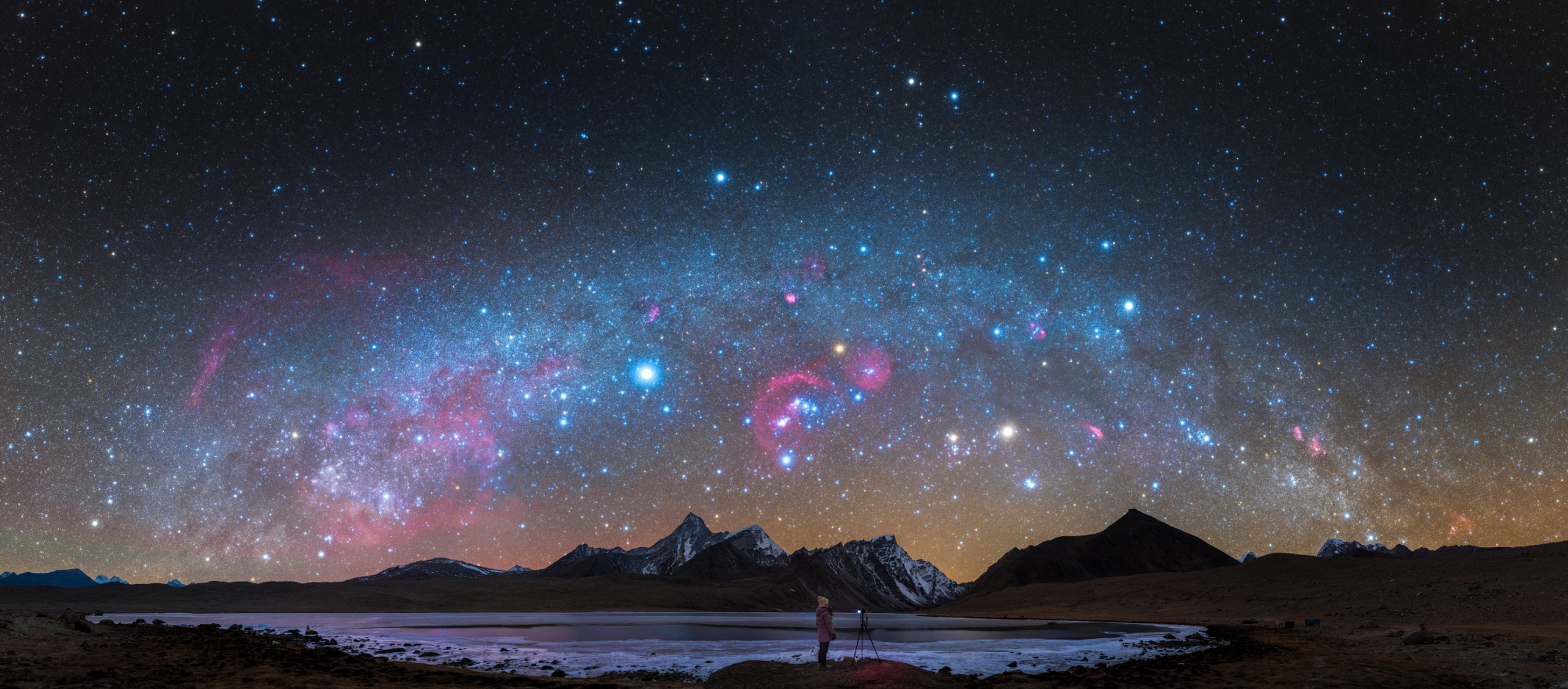 93 世界地球日 在斗转星移间成长 是蓝色星球自转的生命力赋予的生