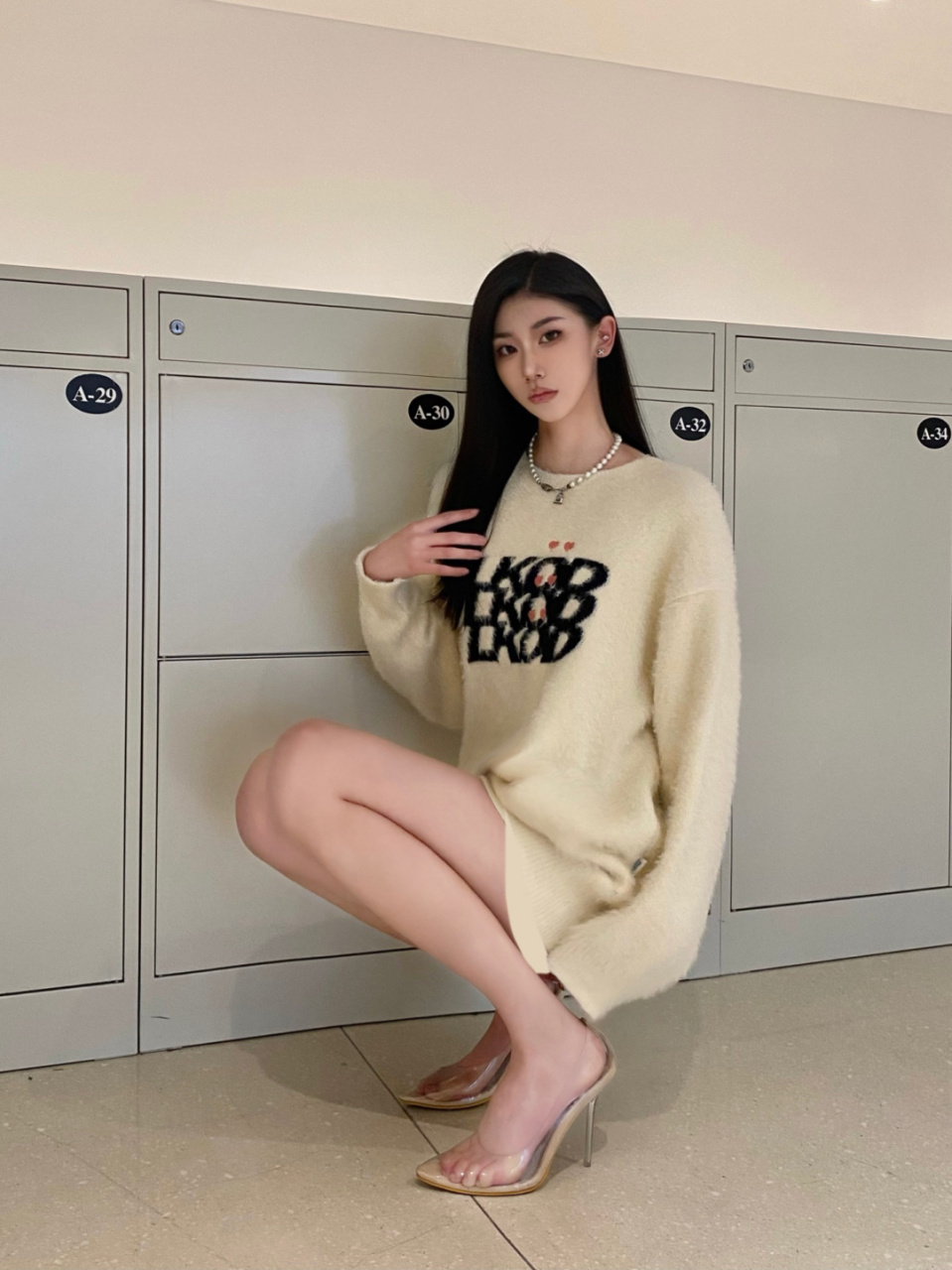 漫画腿美女日常休闲风,女神范十足