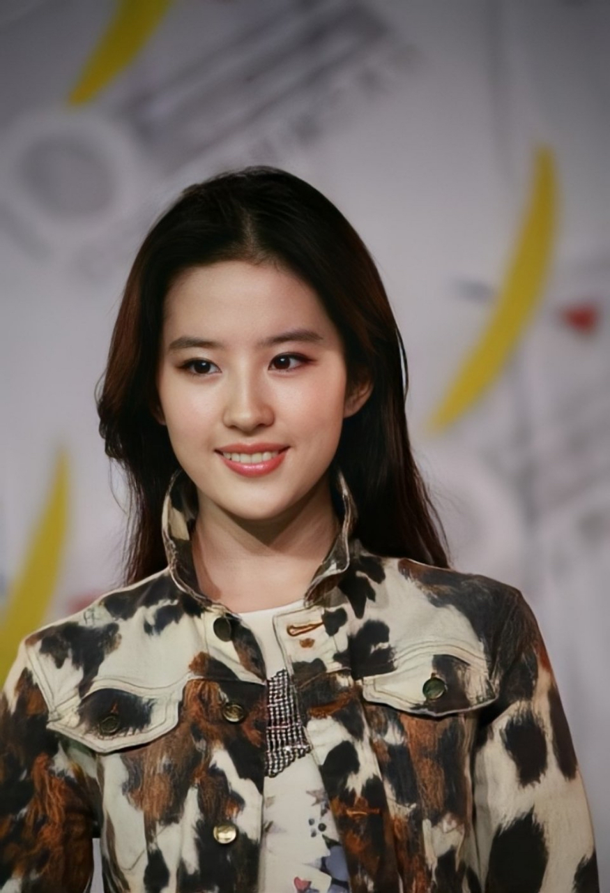 刘亦菲早年接受采访