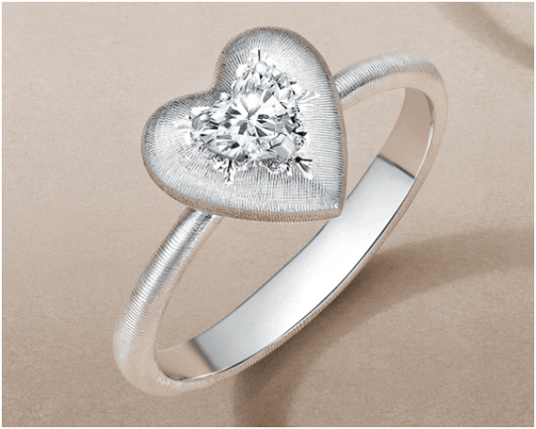 全球限量定制的dr heart系列瑰宝款求婚钻戒,正式上线