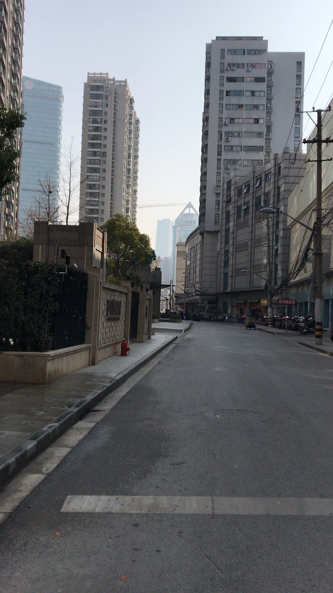 上海街景实拍(塘沽路,福建北路交叉口)