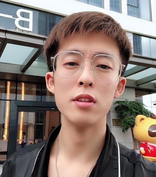 网红王冕直播,榜一大哥打赏近亿元,涉嫌洗钱21人被带走