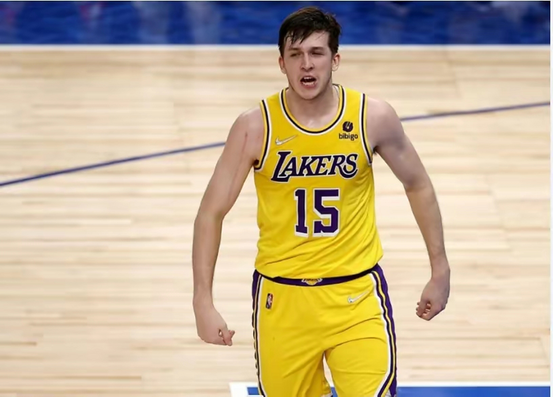 湖人里弗斯:大合同我有,女明星我也有!两年前,湖人落选秀里弗斯还舍不