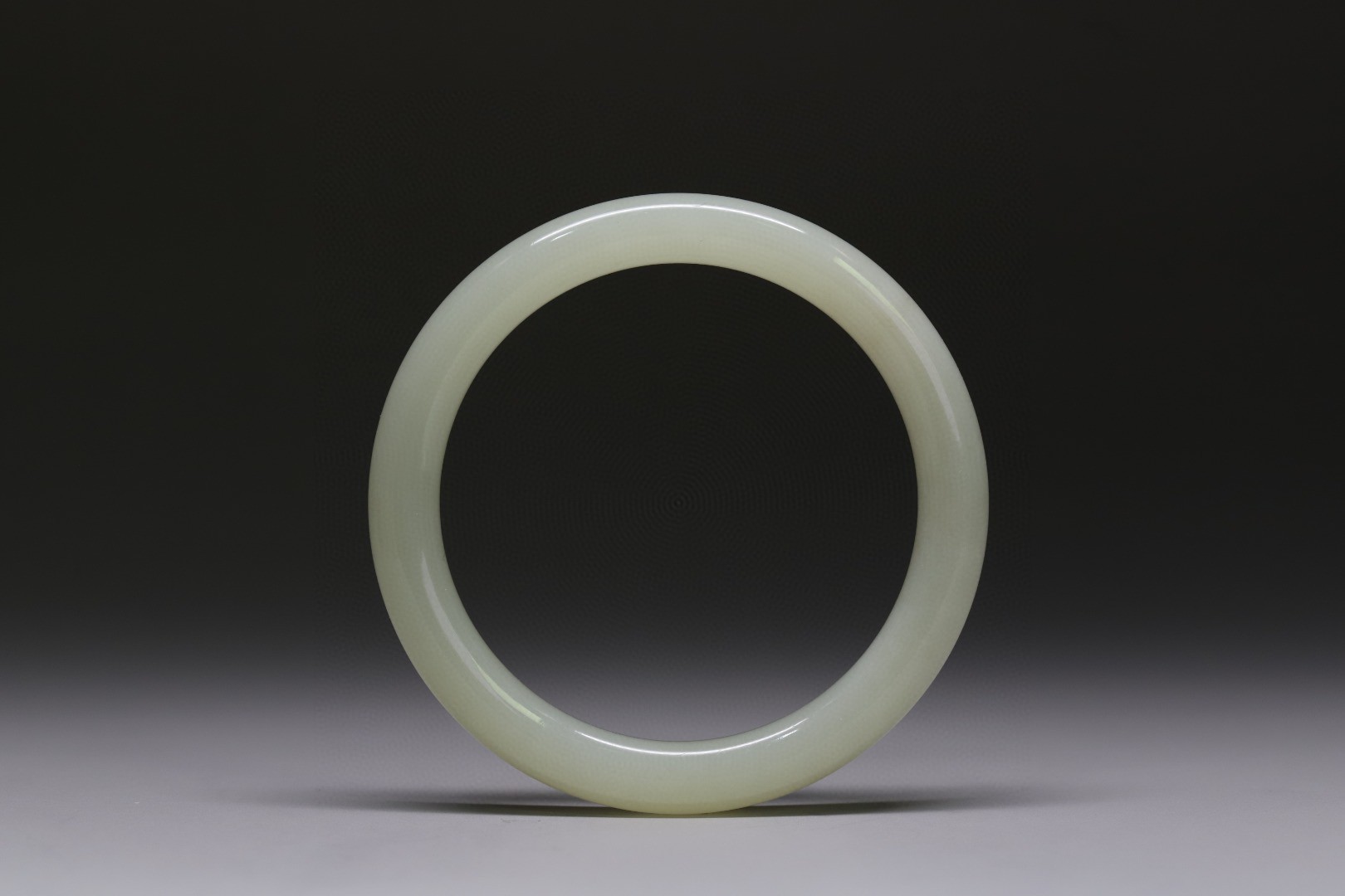 和田玉"圆环手镯"