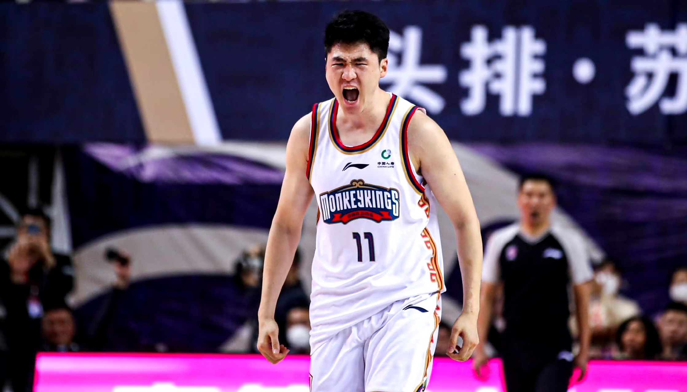 同曦男篮球员赵柏清是樱木花道的球迷,他想把自己的头发染成红色!