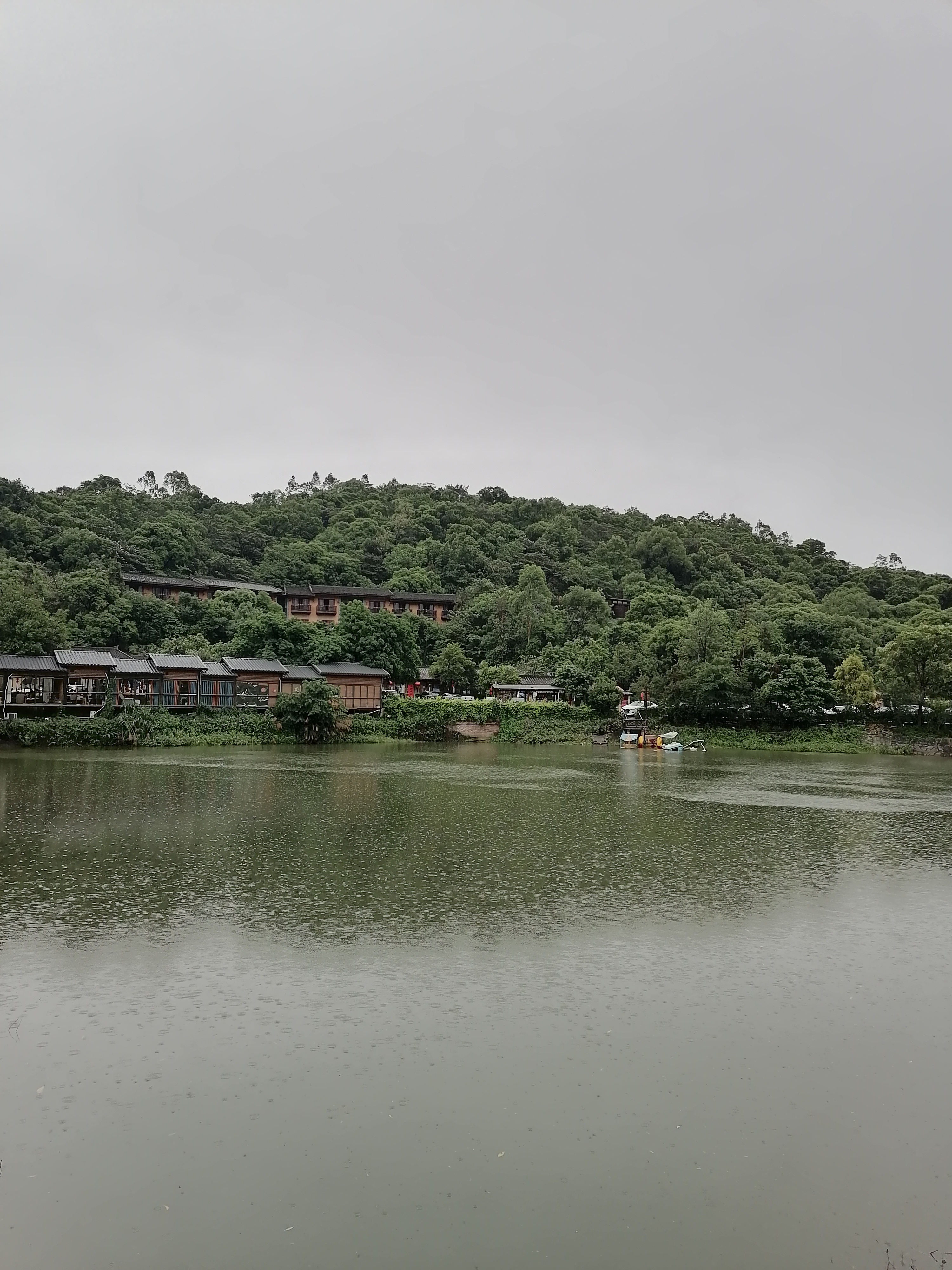 罗浮山清水湖农庄