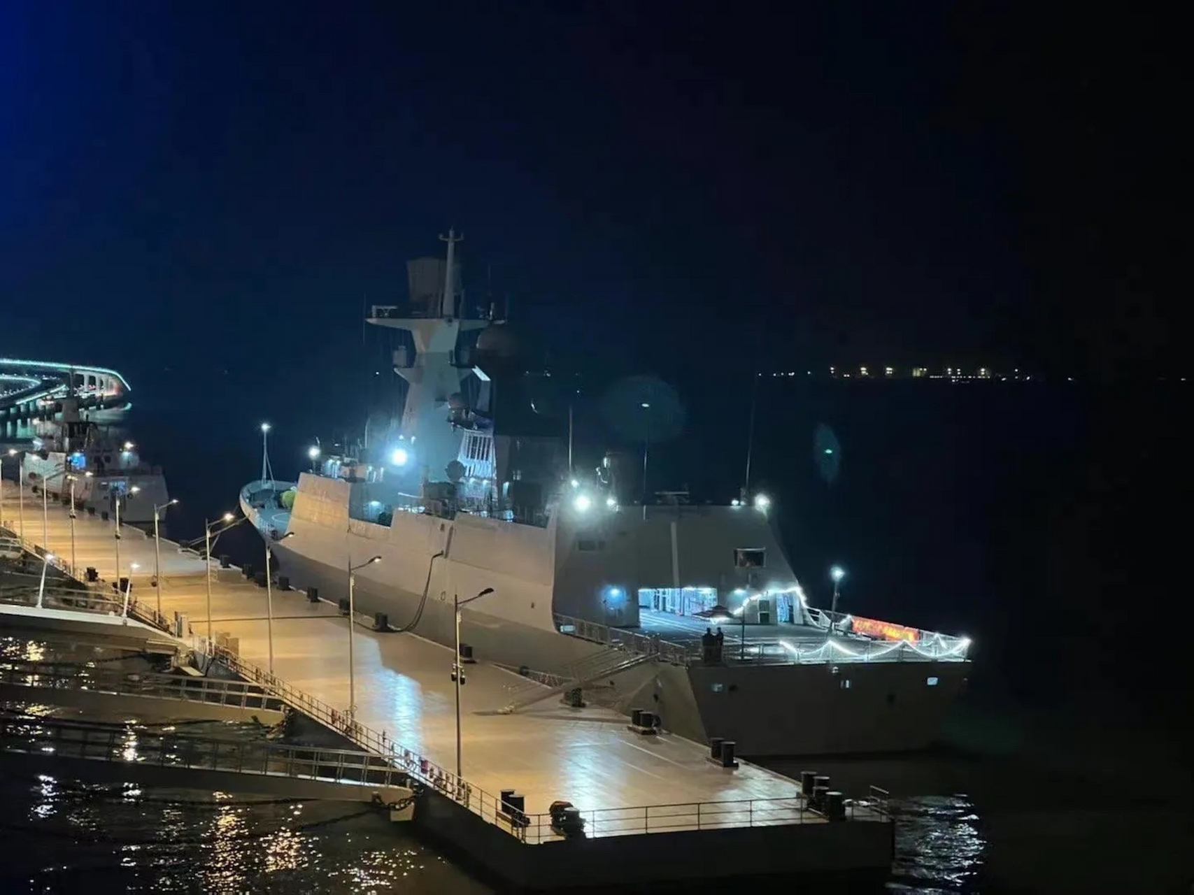 中国海军523红河舰 054a型护卫舰