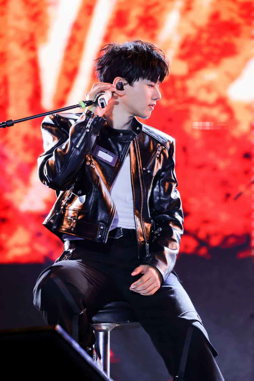 是我们的"天下"#张杰