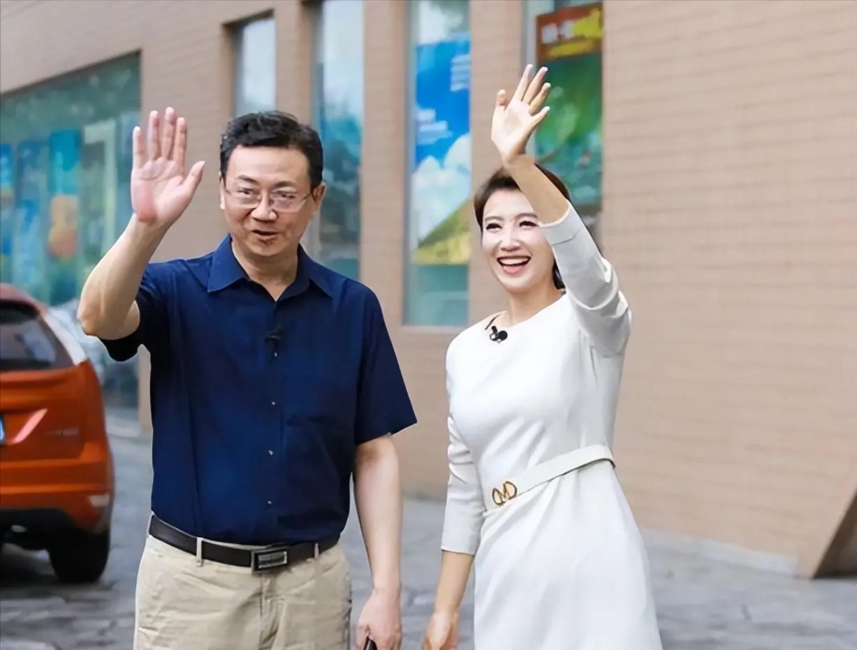 2017年,著名主持人刚强向春妮求婚,春妮说:"结婚可以,但我要丁克,我不