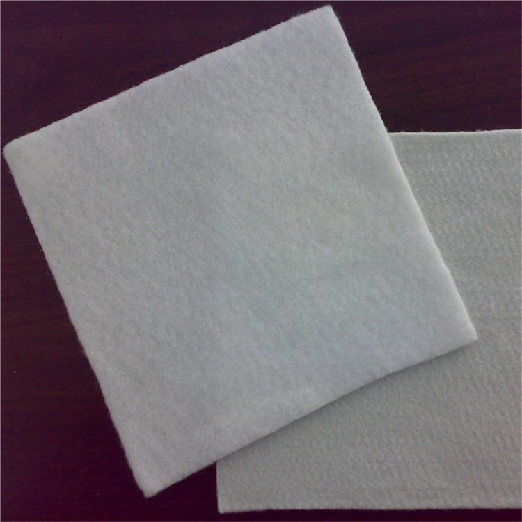 透水模板布在混凝土工程中的作用?