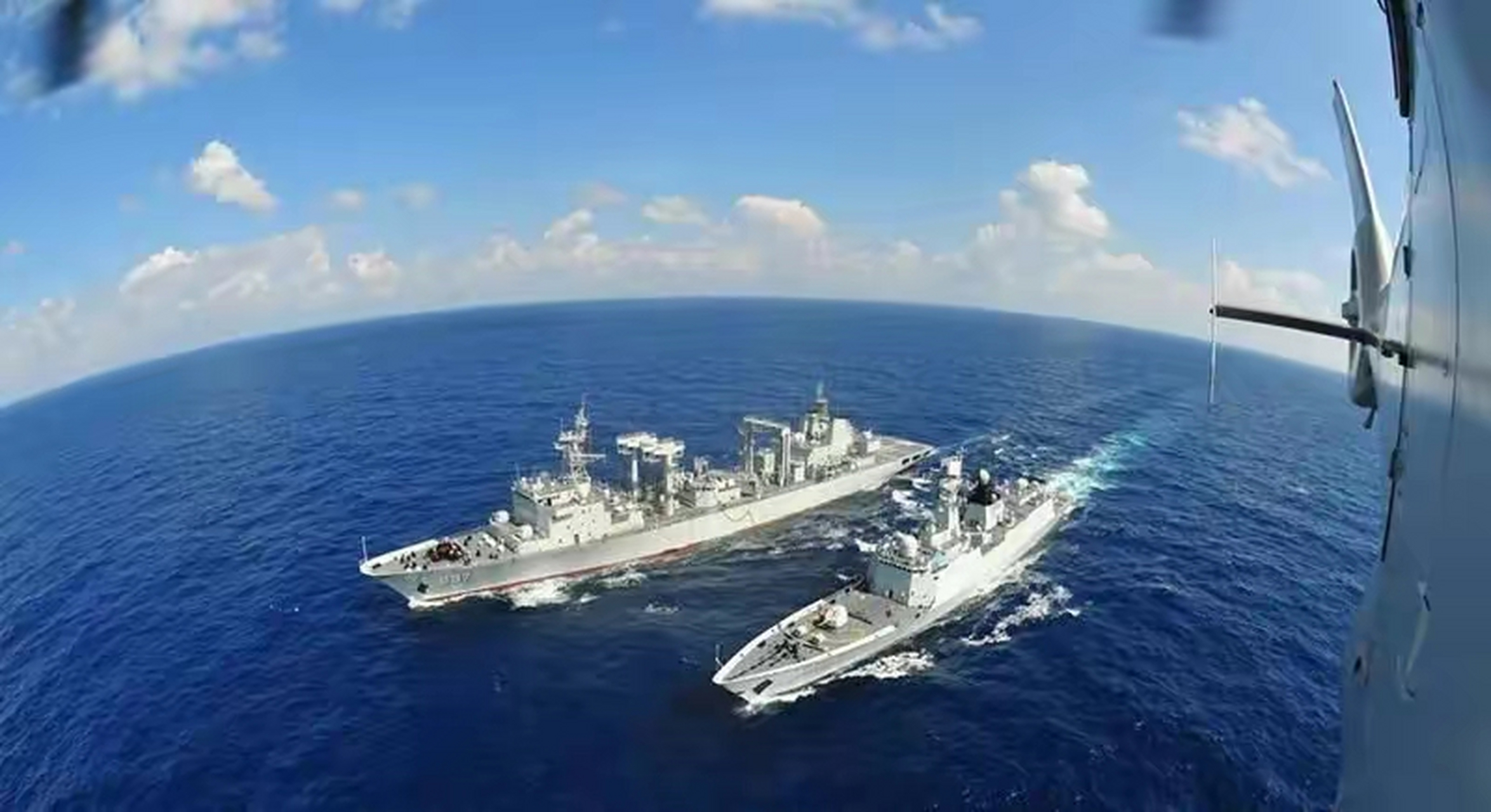 我军若和美军太平洋舰队交手,双方实力悬殊,解放军靠什么打赢?